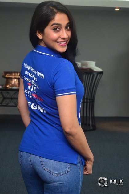 Regina-Cassandra-At-Aditya-Mehata-Foundation-Infinity-Ride-Poster-Launch